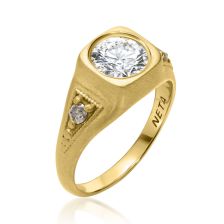 "Zohar" Royal Inspired Gold Signet Ring with Round Diamond