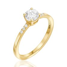 Beautiful Diamond Ring 70 ct