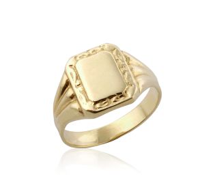 Square Signet Ring Gold Design