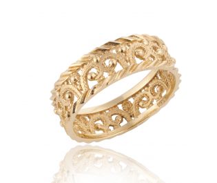 Detailed Gold Band
