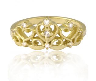 Timeless Royal Crown Ring with diamonds 