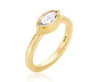 Solitaire Oval Ring